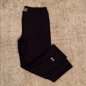 Under Armour women’s workout leggings size medium